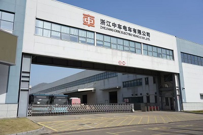 Los autobuses eléctricos se dirigen hacia el futuro: la innovación tecnológica impulsa los viajes ecológicos urbanos