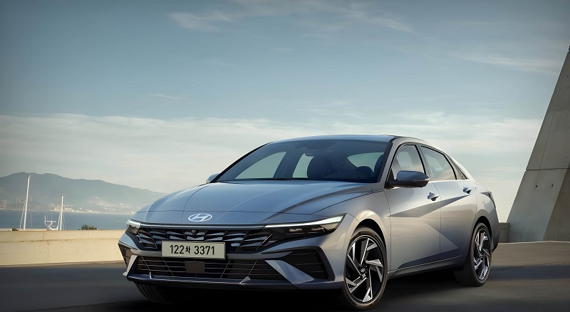 El superventas mundial Hyundai Elantra se envía al extranjero y la fuerza equilibrada del producto potencia el mercado mundial de vehículos de pasajeros